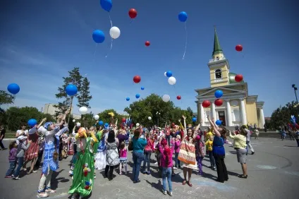 Насичені вихідні Маріуполь готується відзначати день міста (день) Насичені вихідні Маріуполь готується відзначати день міста