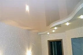 Натяжні стелі або шпалери з чого варто почати (шпалери) Натяжні стелі або шпалери з чого варто почати