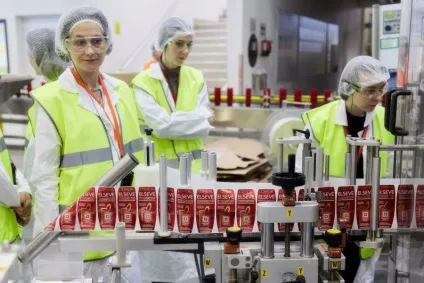 На заводі l - oreal paris вУкаіни де виробляються шампуні elseve, beauty insider (заводі) На заводі l - oreal paris вУкаіни де виробляються шампуні elseve, beauty insider