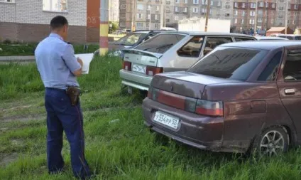 Незаконне паркування на газонах стаття, покарання, штраф (газонах) Незаконне паркування на газонах стаття, покарання, штраф