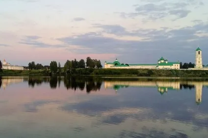 Нічим не виділяються