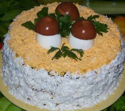 Дуже смачний печінковий торт з курячої печінки (курячої) Дуже смачний печінковий торт з курячої печінки