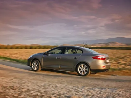Визначаємо, для яких завдань краще підходить renault fluence
