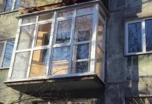 Скління балкона в хрущовці як засклити і утеплення своїми руками, відео і вага якої