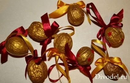 Горішки з передбаченнями своїми руками, подарунки своїми руками (горішки прогнозами своїми руками) Горішки з передбаченнями своїми руками, подарунки своїми руками
