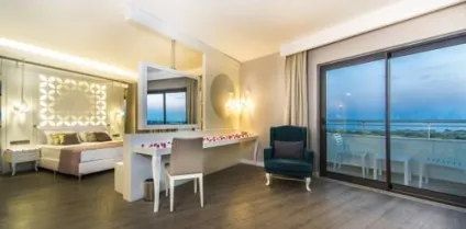 Готель diamond premium hotel