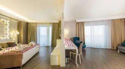 Готель diamond premium hotel