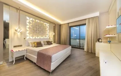 Готель diamond premium hotel
