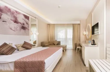 Готель diamond premium hotel