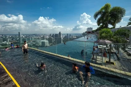 Готель marina bay sands в Сінгапурі басейн на краю безодні, фото новини (архітектура) Готель marina bay sands в Сінгапурі басейн на краю безодні, фото новини