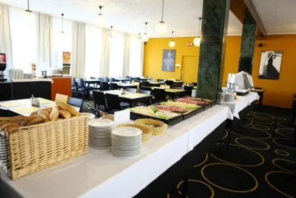 Готель hotel golf