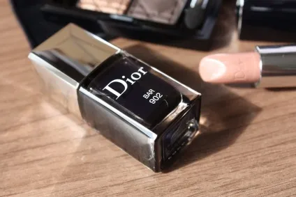 Палітра тіней dior 796 cuir cannage помада rouge dior 317 bar fall 2014 (cannage) Палітра тіней dior 796 cuir cannage помада rouge dior 317 bar fall 2014