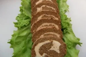 Печінковий рулет з маслом (олією) Печінковий рулет з маслом