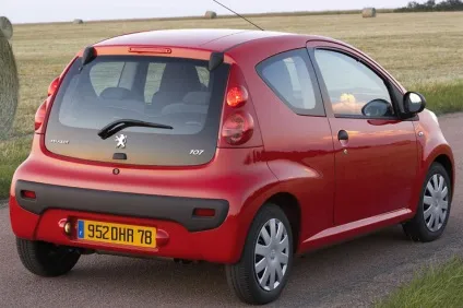 Peugeot 107 - економія без кордонів (економія) Peugeot 107 - економія без кордонів