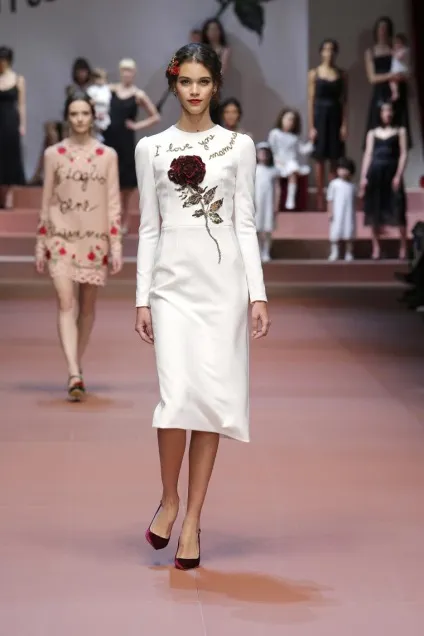 Плаття dolce - gabbana осінь-зима 2015-16 фото (сукні) Плаття dolce - gabbana осінь-зима 2015-16 фото
