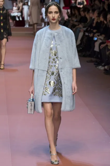Плаття dolce - gabbana осінь-зима 2015-16 фото (dolce) Плаття dolce - gabbana осінь-зима 2015-16 фото
