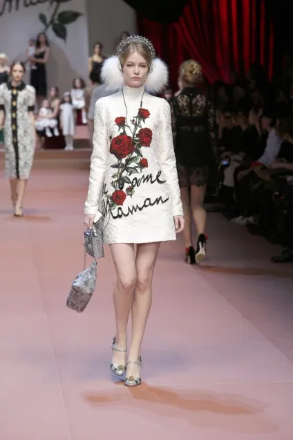 Плаття dolce - gabbana осінь-зима 2015-16 фото (gabbana) Плаття dolce - gabbana осінь-зима 2015-16 фото