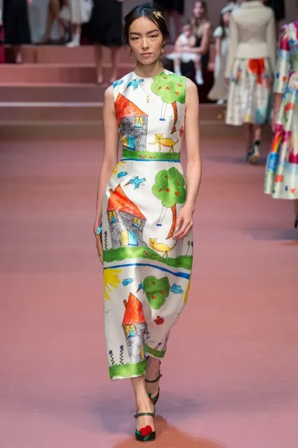 Плаття dolce - gabbana осінь-зима 2015-16 фото (dolce) Плаття dolce - gabbana осінь-зима 2015-16 фото