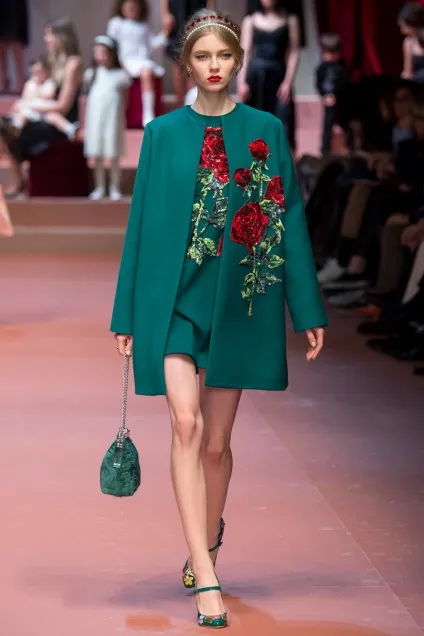 Плаття dolce - gabbana осінь-зима 2015-16 фото (gabbana) Плаття dolce - gabbana осінь-зима 2015-16 фото