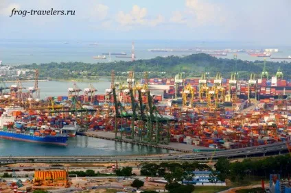 Підйом на дах в найдорожчий готель marina bay sands в Сінгапурі (самий) Підйом на дах в найдорожчий готель marina bay sands в Сінгапурі