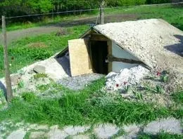 Льох на присадибній ділянці, види погребів, матеріали для будівництва, вибираємо місце для (льох) Льох на присадибній ділянці, види погребів, матеріали для будівництва, вибираємо місце для