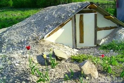 Льох на присадибній ділянці, види погребів, матеріали для будівництва, вибираємо місце для (льохів) Льох на присадибній ділянці, види погребів, матеріали для будівництва, вибираємо місце для