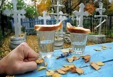 Поминальна трапеза пити чи не пити, ось в чому питання, міська служба ритуальних послуг (послуг) Поминальна трапеза пити чи не пити, ось в чому питання, міська служба ритуальних послуг