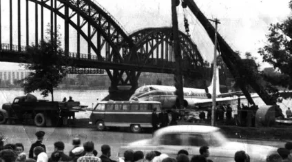 Посадка ту-124 на Неву (серпень 1963-го) (Неву) Посадка ту-124 на Неву (серпень 1963-го)