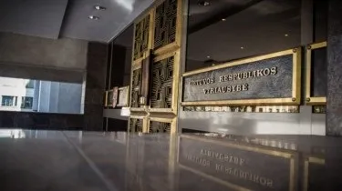 24 Року батько ґвалтував дочку і тримав її в підвалі - литва російською мовою (новини в Литві) (поліцію) 24 Року батько ґвалтував дочку і тримав її в підвалі - литва російською мовою (новини в Литві)