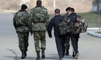 Призовний вік вУкаіни до скількох років беруть в армію (армію) Призовний вік вУкаіни до скількох років беруть в армію