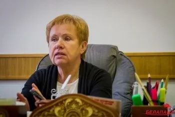 проклята влада