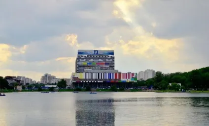 Прогулянки по Москві Останкінський ставок (ставок) Прогулянки по Москві Останкінський ставок