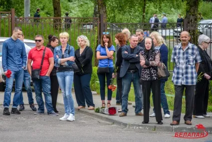 Попрощатися з сином Ермошиной прийшли перші особи держави (похорон) Попрощатися з сином Ермошиной прийшли перші особи держави