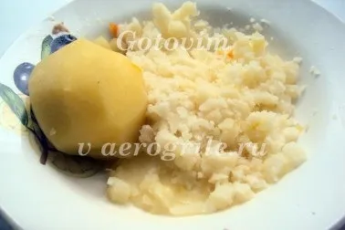 Розсольник з куркою і перловкою в мультиварці, рецепт з фото