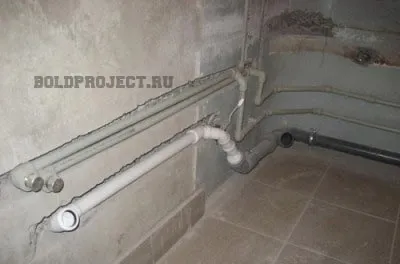 Розводка труб у ванній - основні схеми і правила