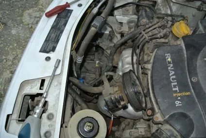 Ремонт і заміна генератора рено логан своїми руками, як зняти генератор з кондиціонером (логан) Ремонт і заміна генератора рено логан своїми руками, як зняти генератор з кондиціонером