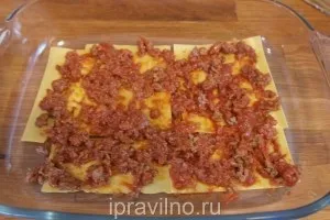 Рецепт лазаньї зі сметаною і кефіром
