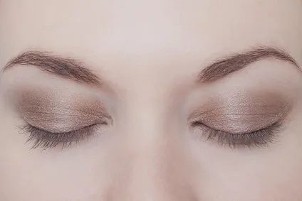 Rouge bunny rouge блиск-пилок для повік, тіні-блиск і матові тіні, beauty insider (rouge bunny rouge) Rouge bunny rouge блиск-пилок для повік, тіні-блиск і матові тіні, beauty insider