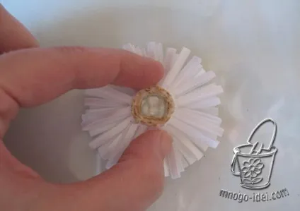 Ромашка своїми руками з атласної стрічки (своїми) Ромашка своїми руками з атласної стрічки