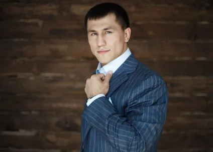 Роман уласов