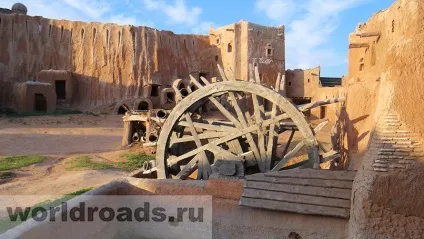 Сарай-Бату - столиця золотої орди, дороги світу (золотий) Сарай-Бату - столиця золотої орди, дороги світу