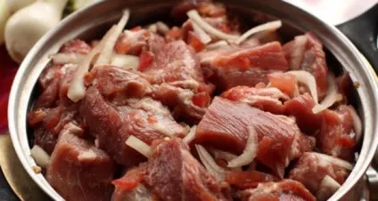 Шашлик зі свинячої шиї маринади, рецепти з фото, калорійність (рецепти) Шашлик зі свинячої шиї маринади, рецепти з фото, калорійність