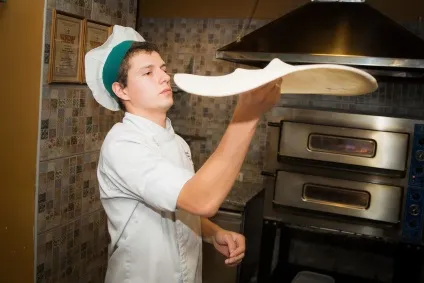 Мережа ресторанів італійської кухні «тато карло» (італійської) Мережа ресторанів італійської кухні «тато карло»