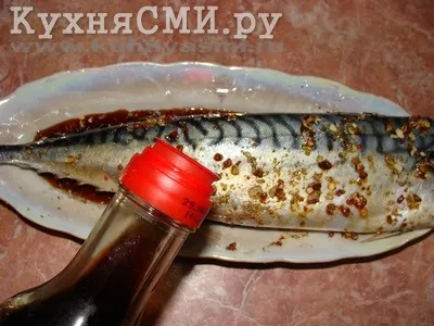 Скумбрія запечена в фользі