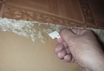 Змиваємо монтажну піну (слідів монтажної піни) Змиваємо монтажну піну
