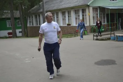 Слова пісні двоєчка, підхоплення, підсікання, кидок з такою комбінацією будь валиться - спорт-трек пісня (текст пісні двоєчка) Слова пісні двоєчка, підхоплення, підсікання, кидок з такою комбінацією будь валиться - спорт-трек пісня