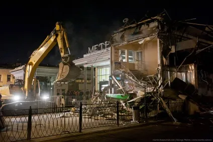 Знесення торгових павільйонів в москві, фото новини (торгових) Знесення торгових павільйонів в москві, фото новини