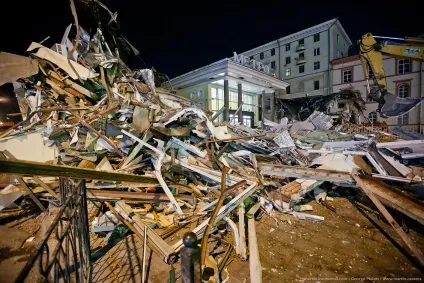 Знесення торгових павільйонів в москві, фото новини (торгових) Знесення торгових павільйонів в москві, фото новини