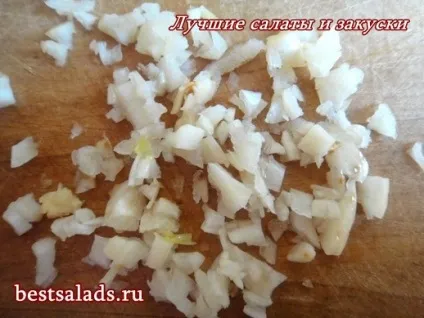 Дивимося на фото і ріжемо часник кращі салати і закуски (фото) Дивимося на фото і ріжемо часник кращі салати і закуски