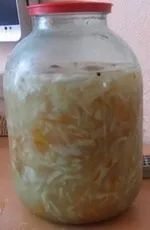 Солимо капусту без солі - російська кухня
